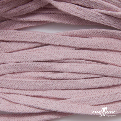 Шнур плетеный d-8 мм плоский, 70% хлопок 30% полиэстер, уп.85+/-1 м, цв.1019-св.розовый - купить в Сочи. Цена: 735 руб.